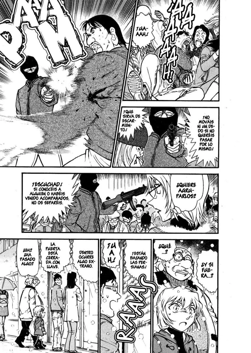 Detective Conan capítulo 677 página 14